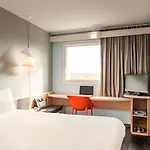 Versailles فندق