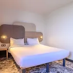 Versailles 3* لو شيسني