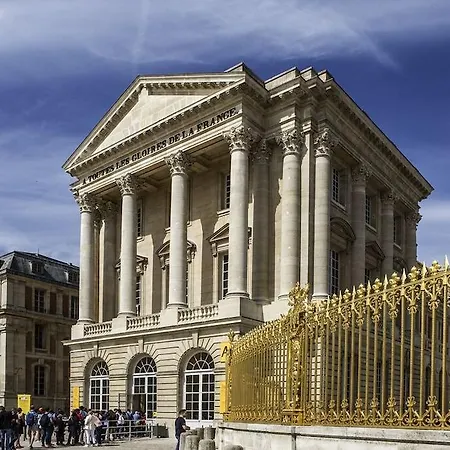 Versailles