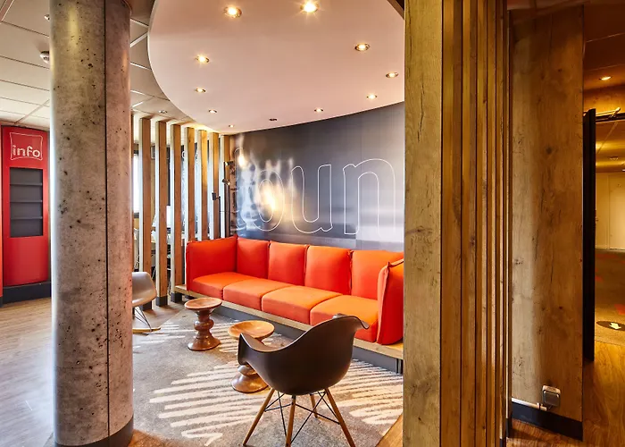 Paris Versailles Hotel